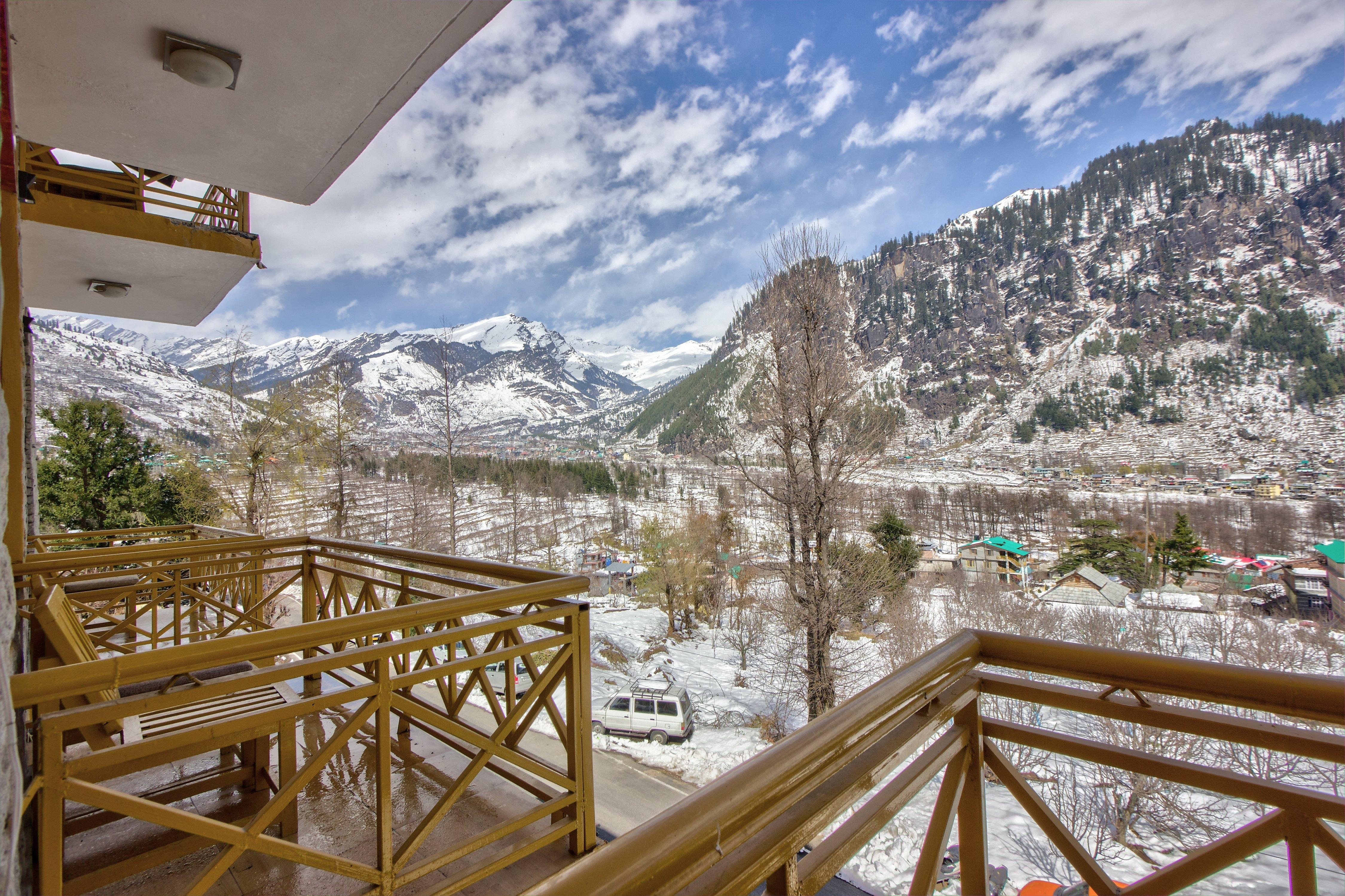 V V Aero a wooden exotic stay (Near old Manali) - Tap to explore photos