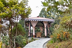 Magpie Pachhu Village Resort, Pelling, Pelling