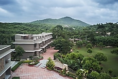 Araliayas Resort & Spa, Udaipur