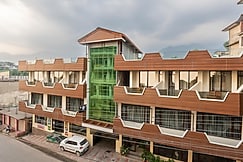 Hotel Bobs-n-Barley, Kangra