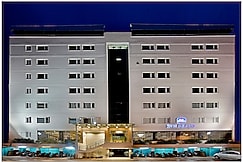 HOTEL SVN GRAND, Kakinada