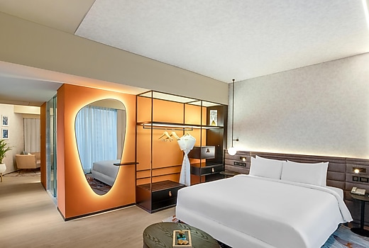 Novotel Pune, Nagar Road