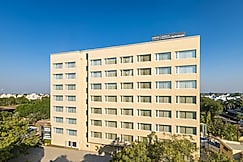 Temple Tree Hotel Shirdi, a member of Radisson Individuals, Kopargaon