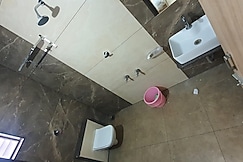 Hotel Shreenidhi, Dwarka