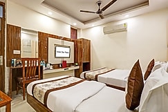 Hotel Star Palace 1 Mins from New Delhi Railway Station & Connaught Place, Delhi