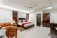 Hotel Anand International, Delhi