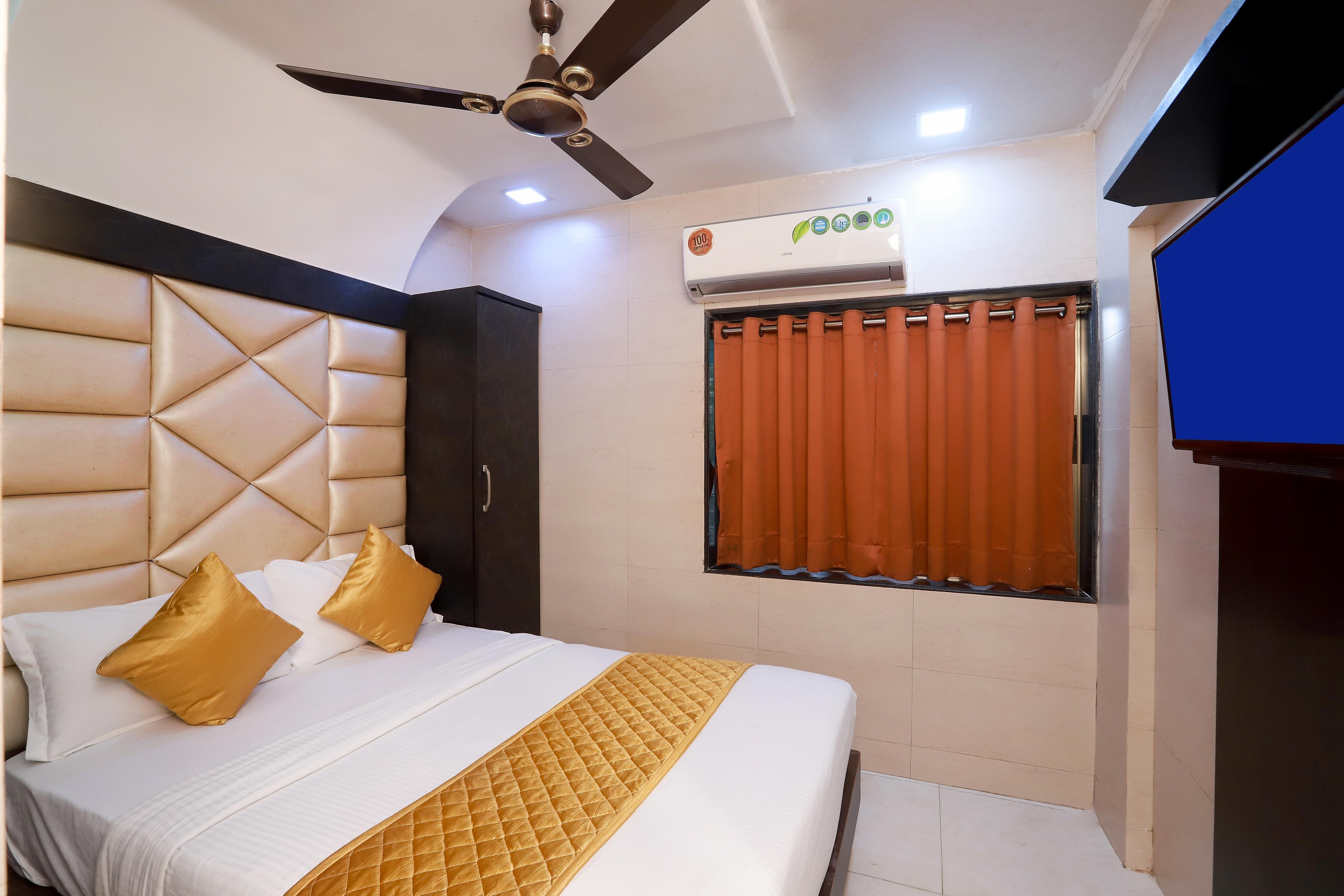 Hotel Karishma- Near Dadar Railway Station - Tap to explore photos