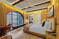 Kasauli Hills Resorts, Kasauli