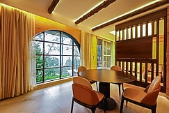 Kasauli Hills Resorts, Solan