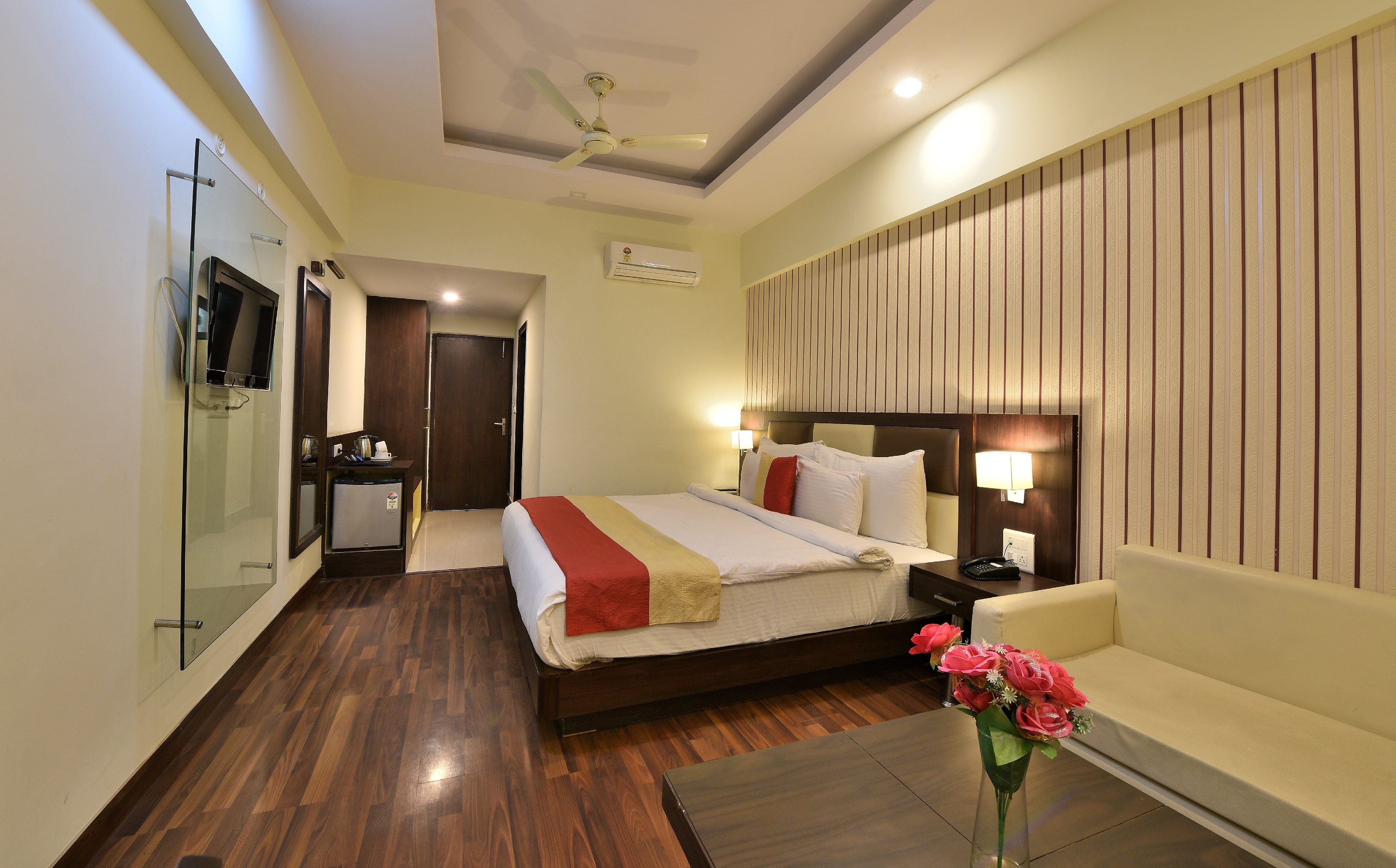 Hotel Madhuban - Tap to explore photos