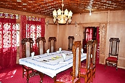  HOUSE BOAT LAKE THAO, Srinagar