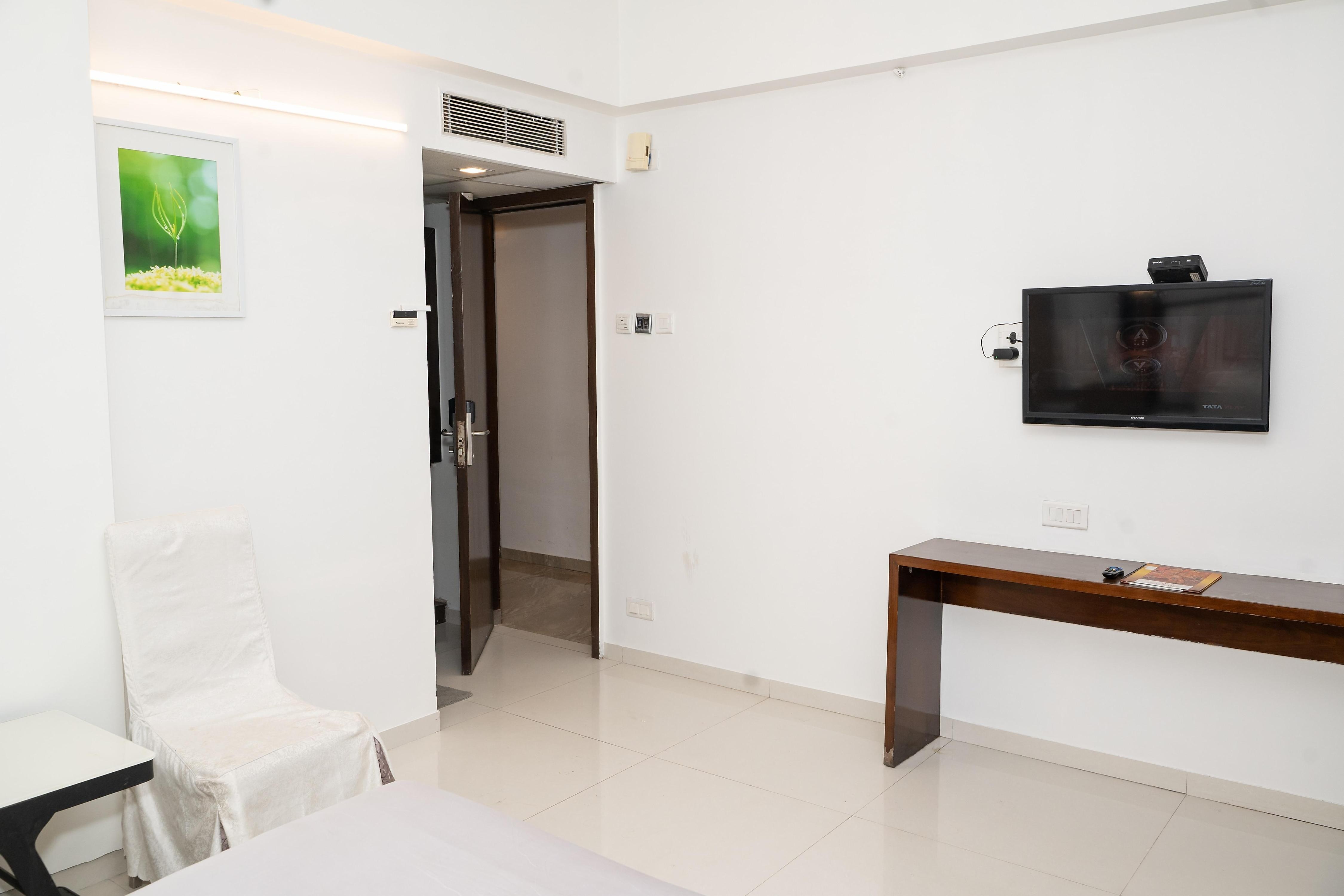 Hotel Executive Silver Inn 5