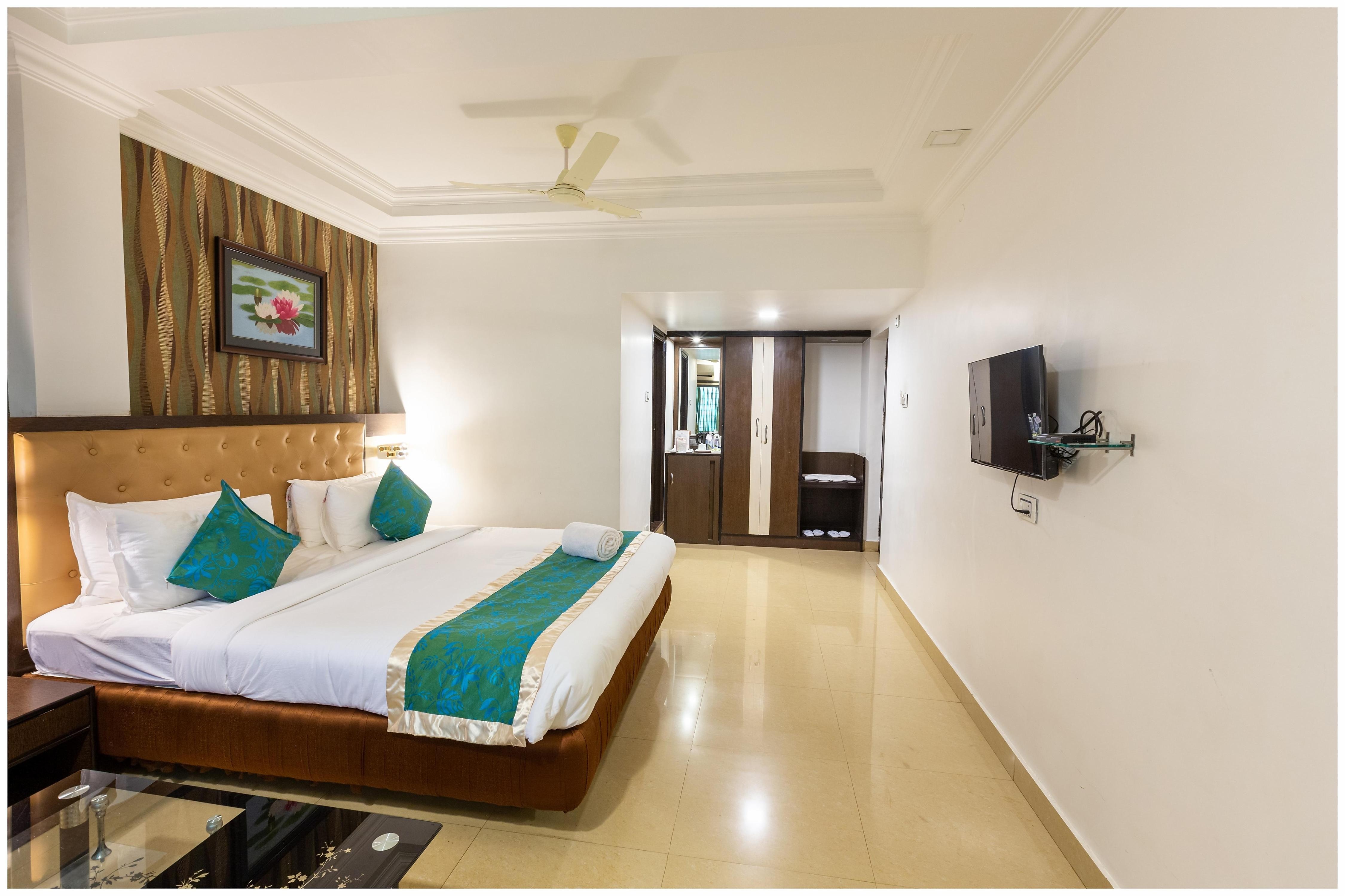 The Grand Krishna Luxury Hotel - Tap to explore photos