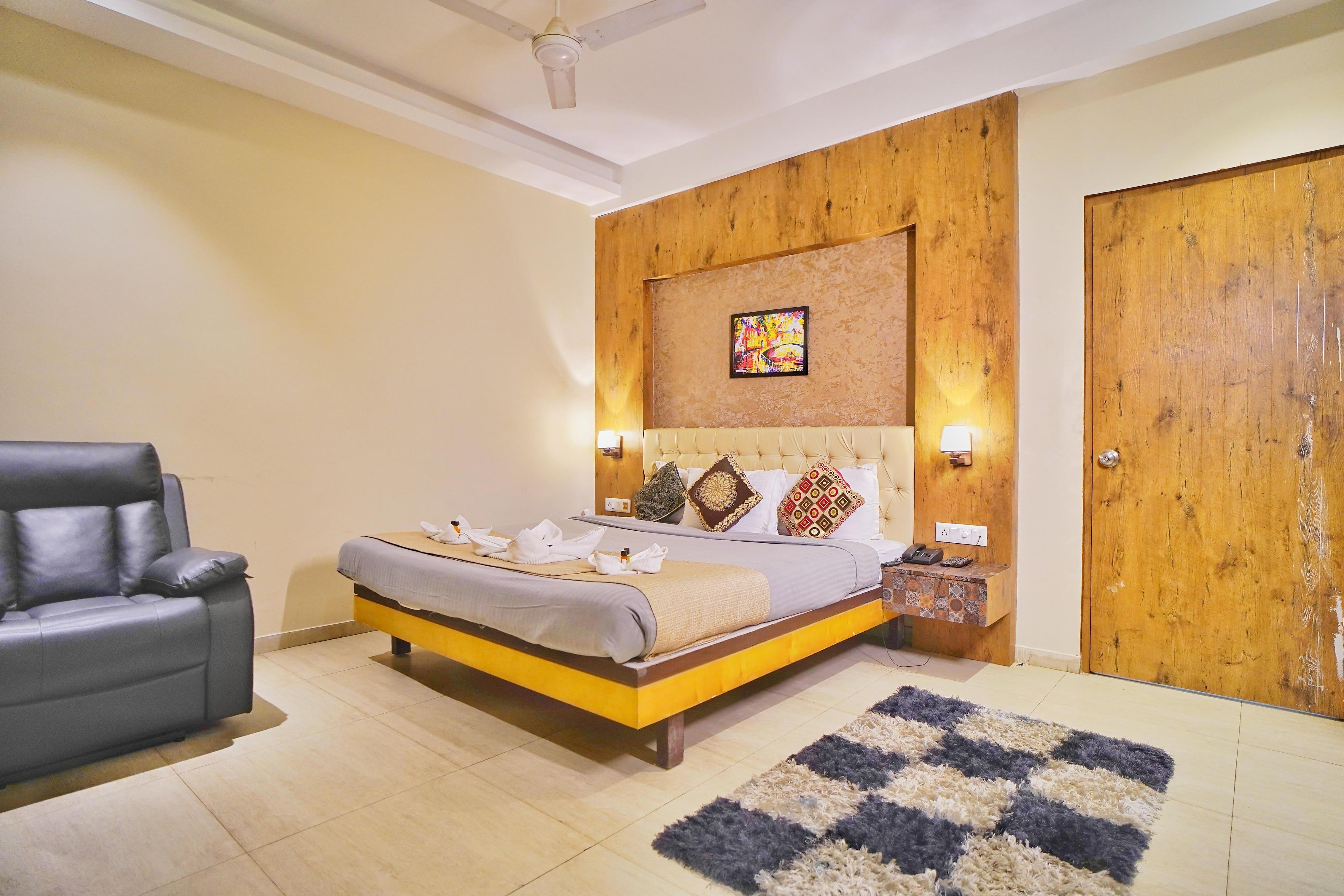 Hotel Sagar Residency - Tap to explore photos