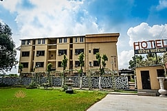 HOTEL SARIKA, Murbad