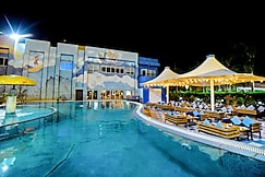 Carnival Resort, Latur