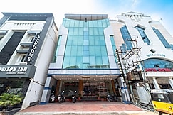 ADHAVA PARK INN, Chennai