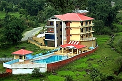 Hotel The Woodz, Palampur