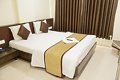 Hotel Kabir, Sanand
