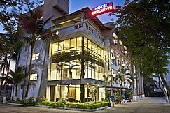 Hotel Executive, Surat