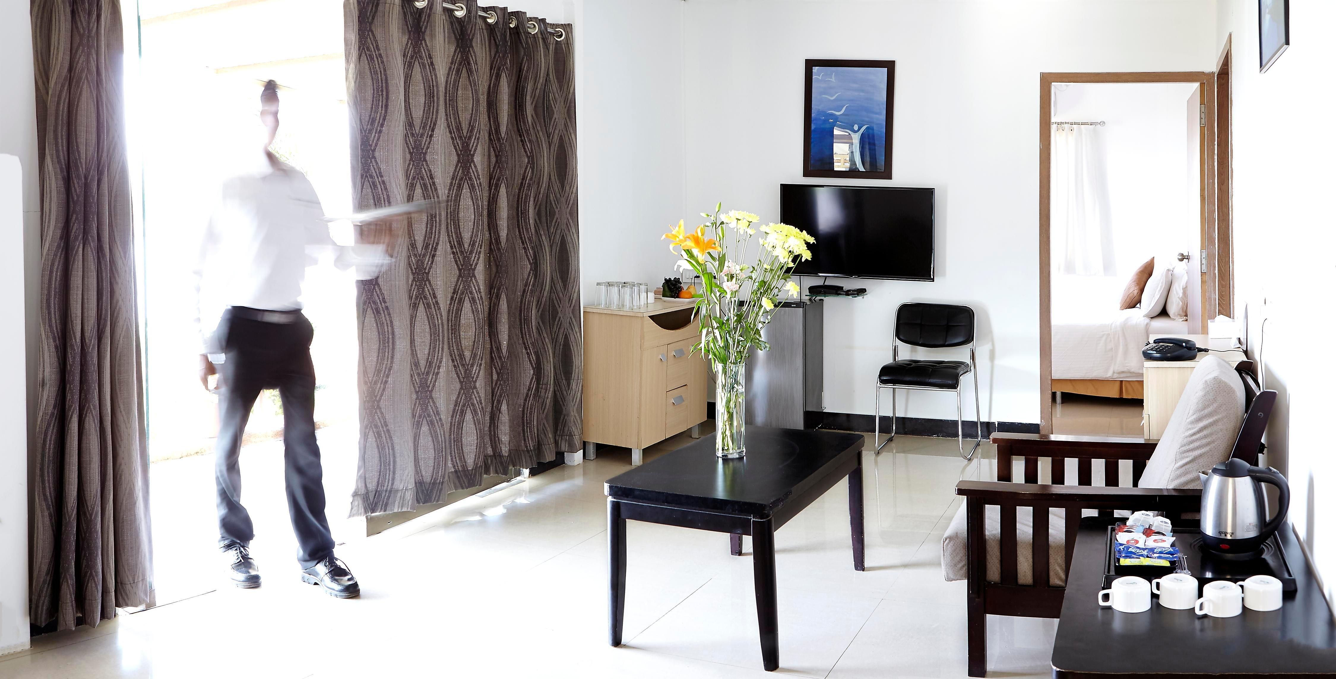 Family Room 1