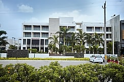 THE GRAND DAKSH Mansingh Inn Somnath, Somnath