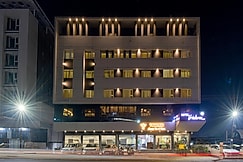 Hotel Vrindavan Deluxe, Kolhapur