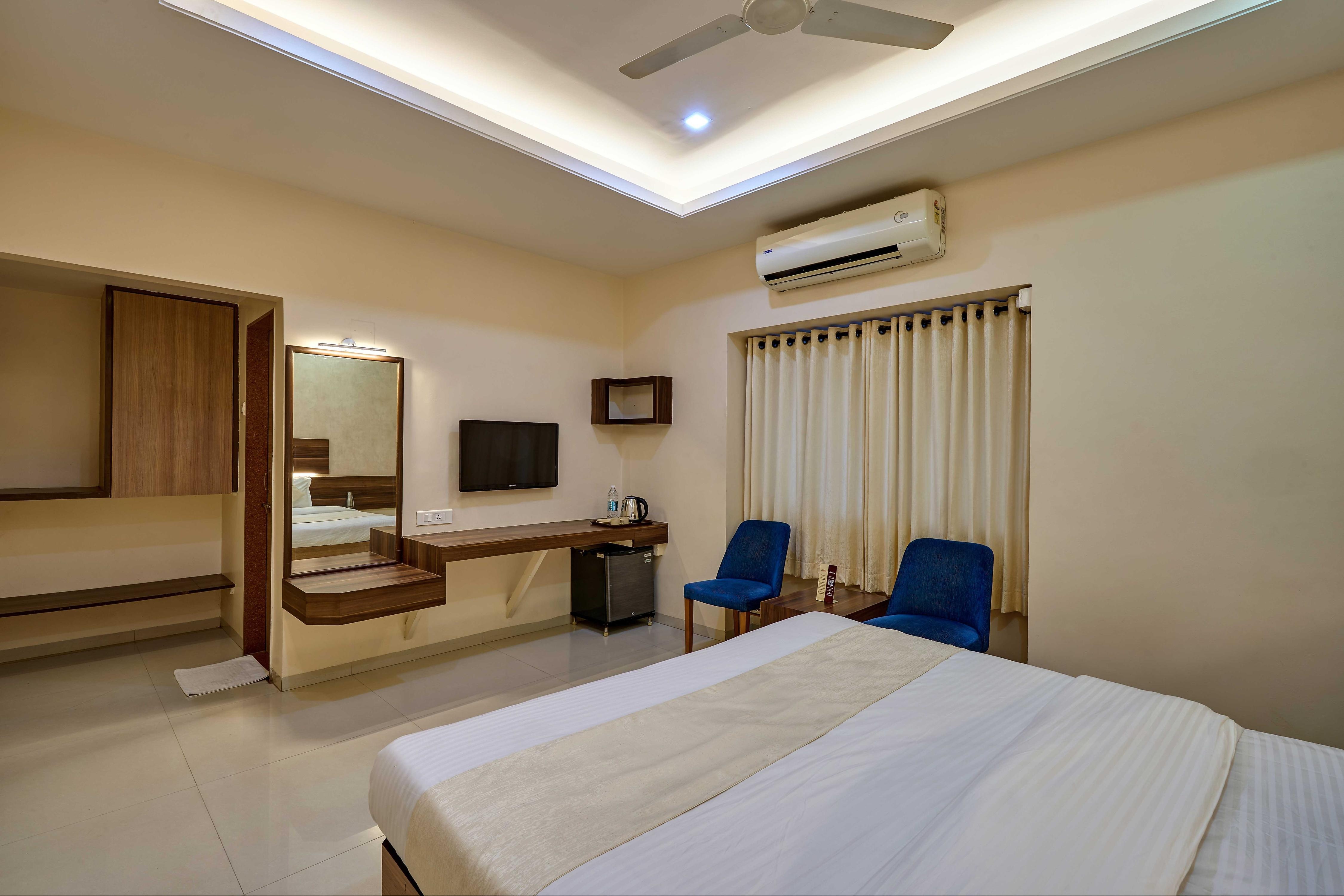 Hotel Rajpurush 2