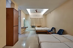 Hotel Rajpurush, Kolhapur
