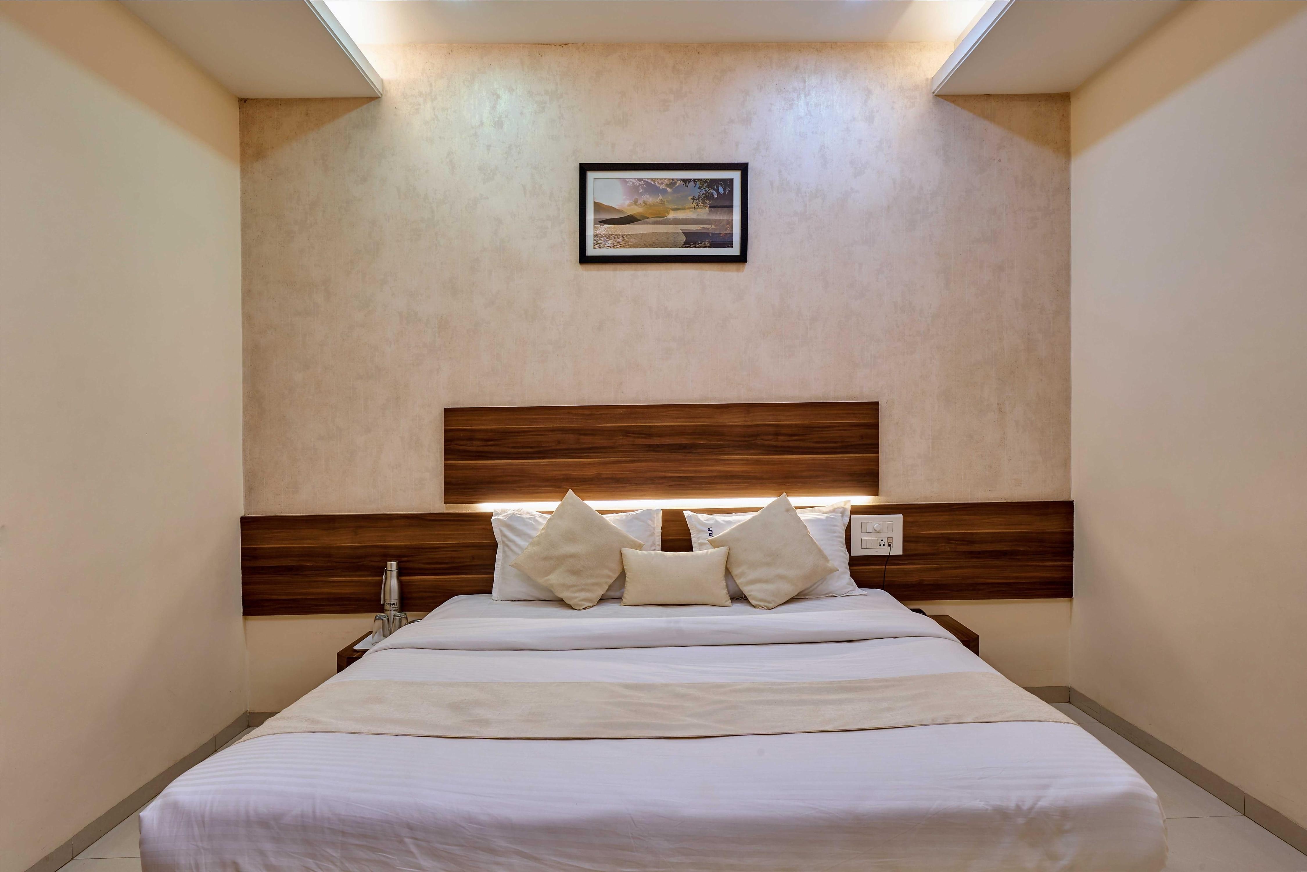 Hotel Rajpurush 4