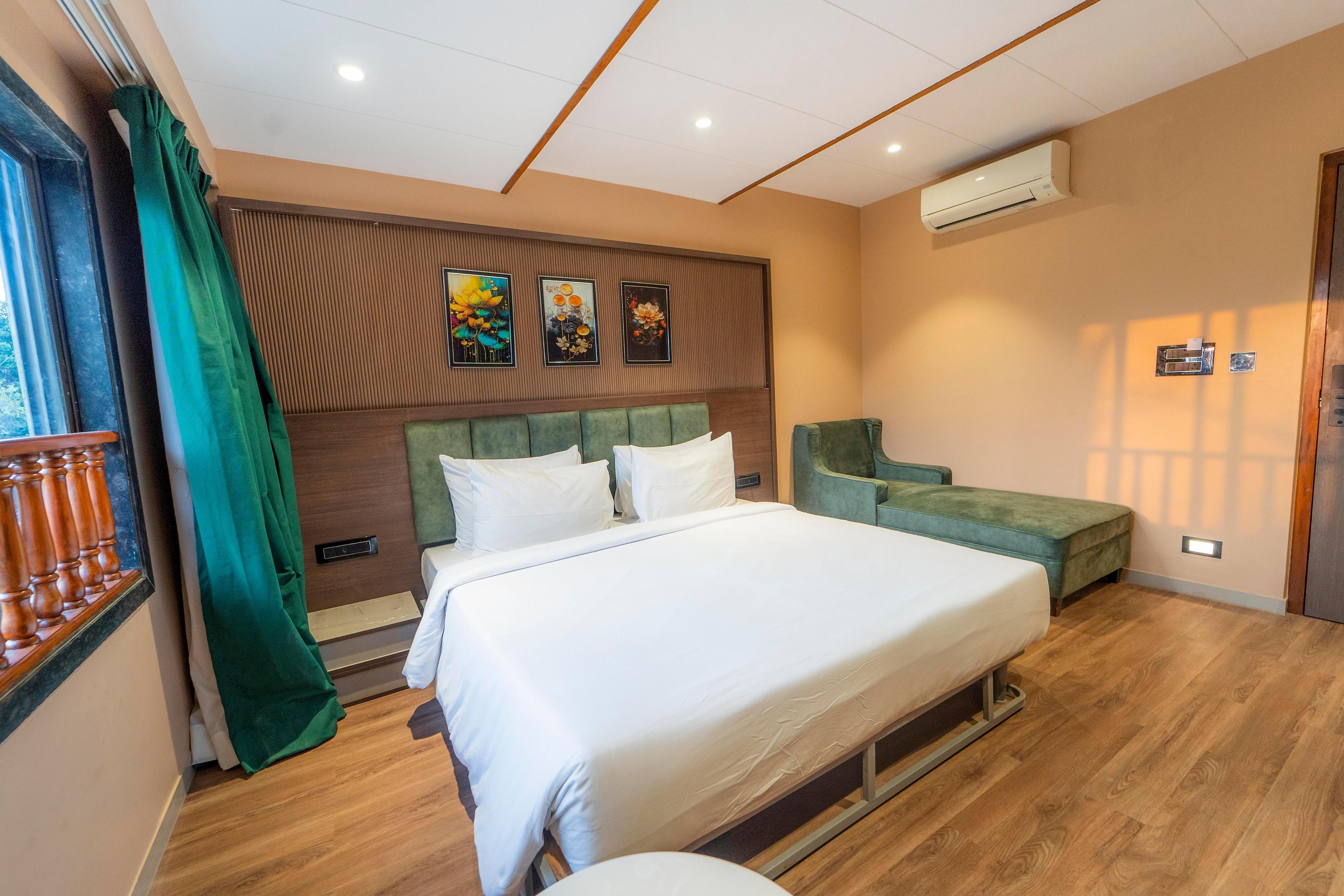 Orient Beacon Resort,Panchagani