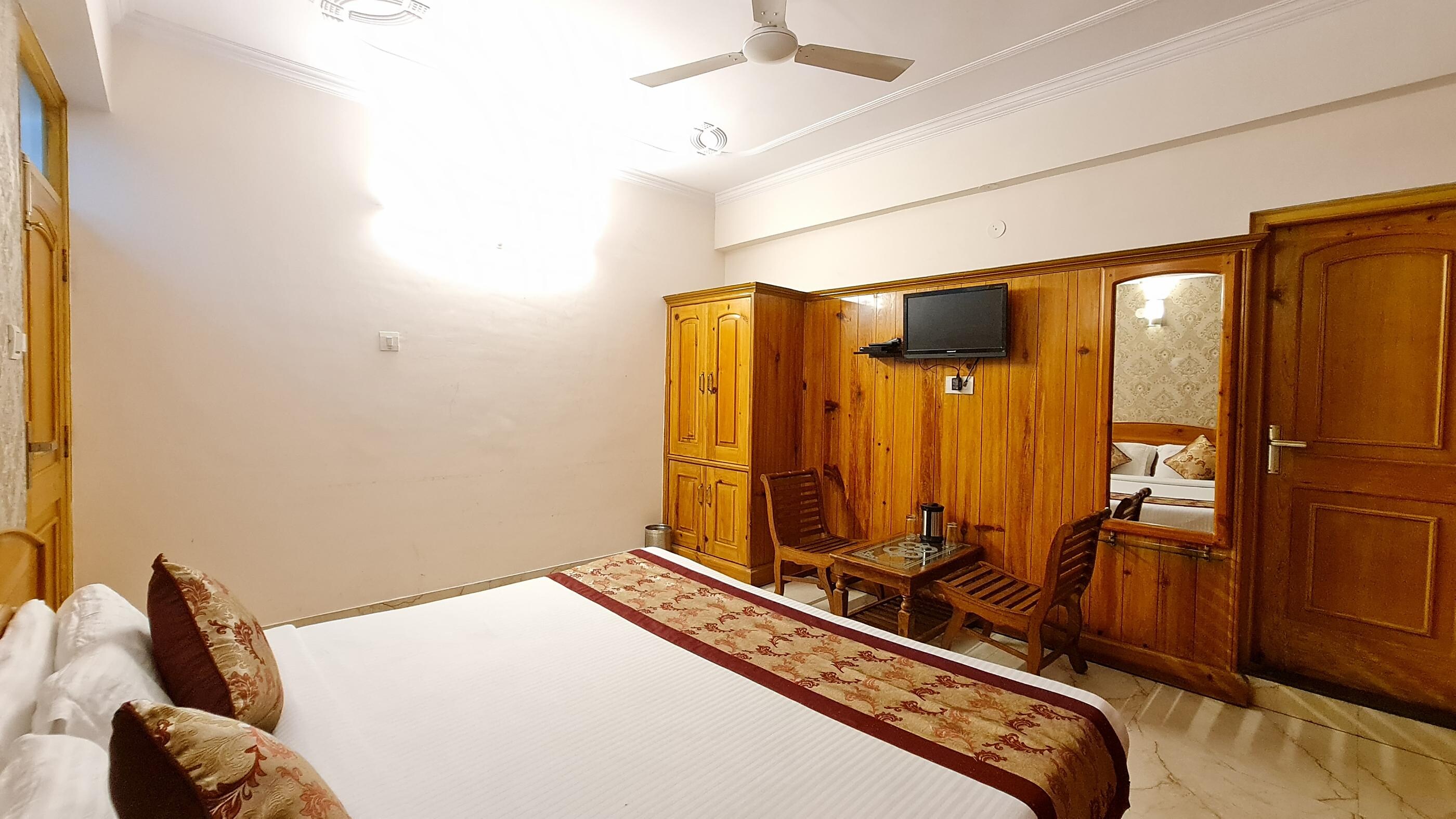 Chand Guest House - Tap to explore photos