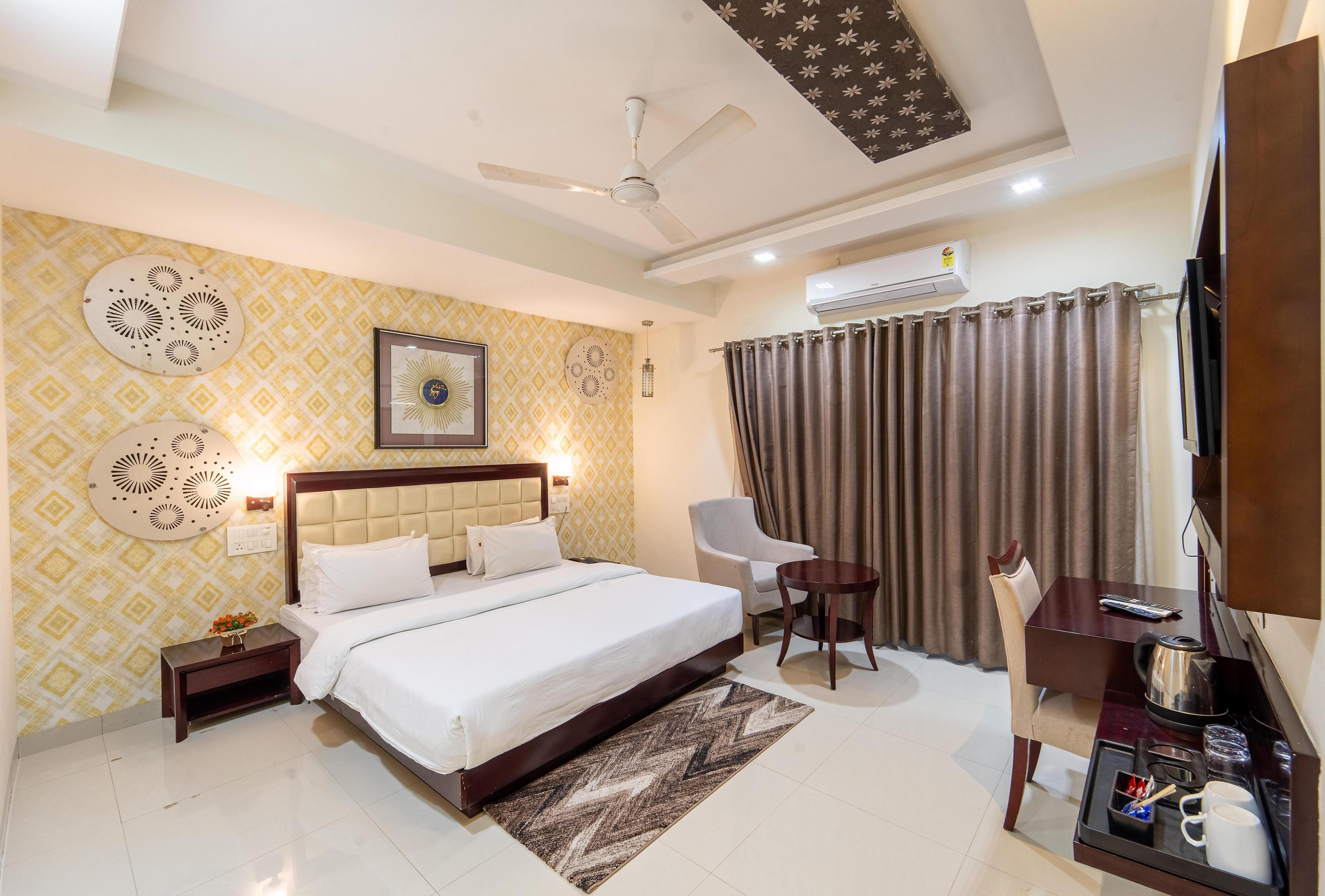 Executive Room 1