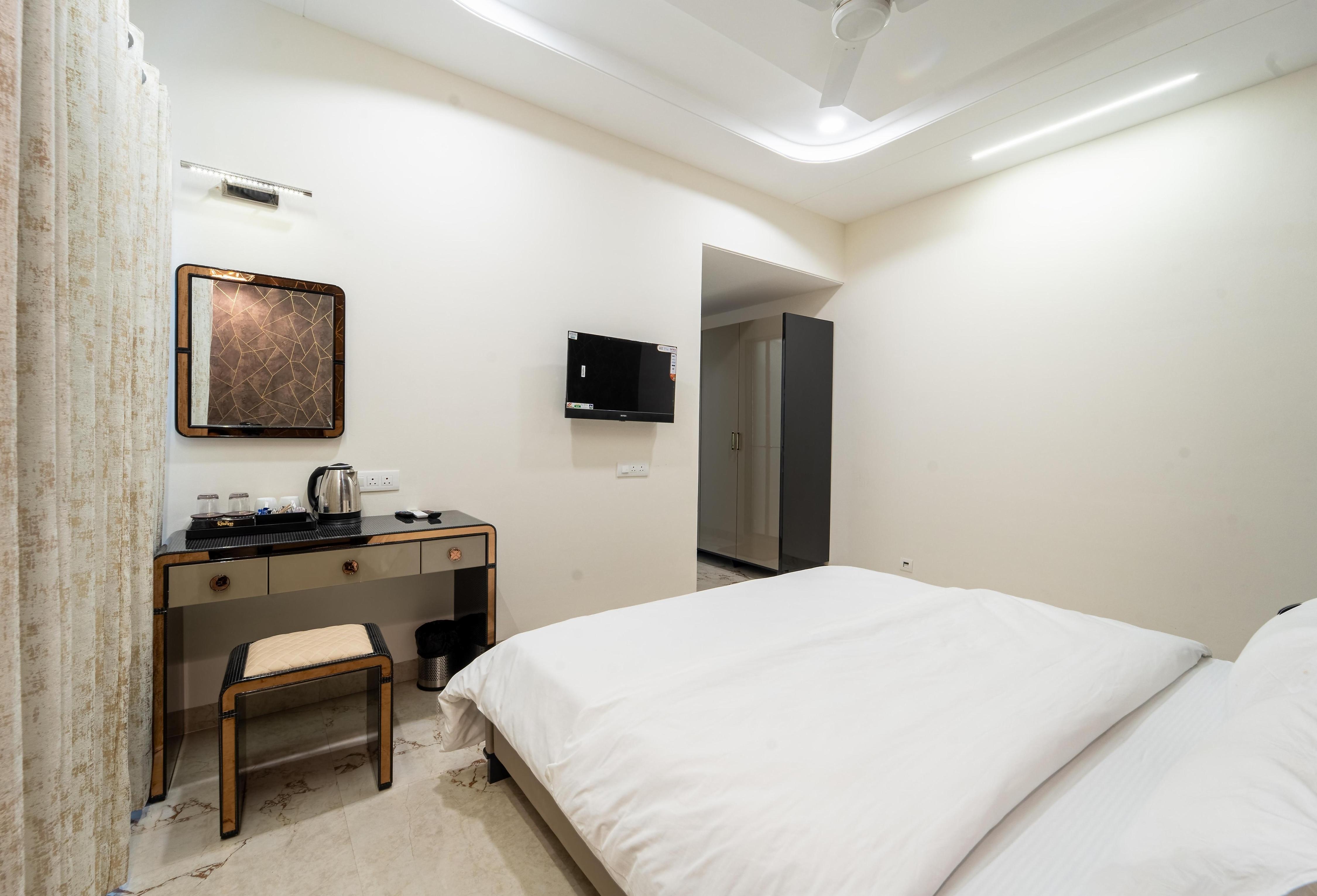 Krishna Inn 4