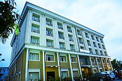 HOTEL SWETHA, Karimnagar