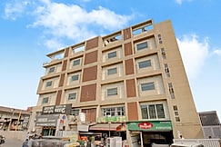 Hotel Deepali Executive, Chhatrapati Sambhajinagar