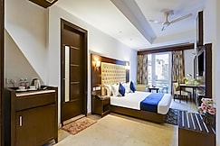 Hotel The Metropolis Tourist Near Connaught Place, Delhi