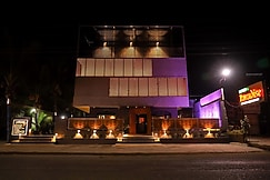 Hotel Paradise, Ahilyanagar