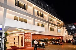 Hotel Panchavady, Changanassery