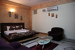 Hotel Mandakini Palace, Delhi