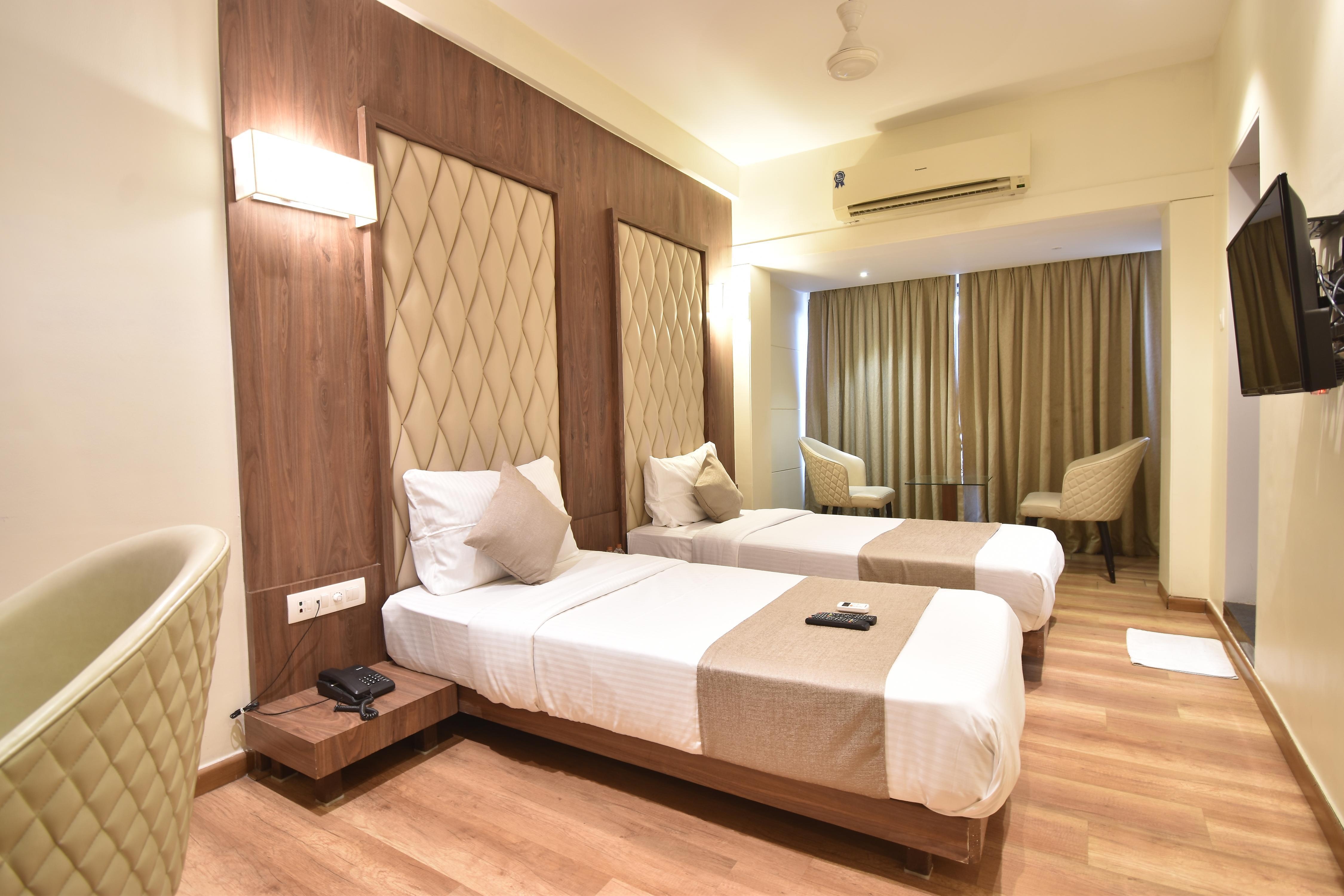 Twin room 1