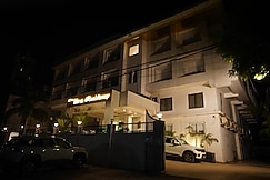 Hotel Uma Residency, Satna