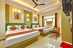 Hotel Golden Wings @2 Minute Walk from New Delhi Railway Station, Delhi