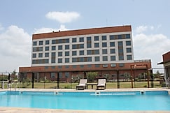 Pride Elite Phaltan, Phaltan