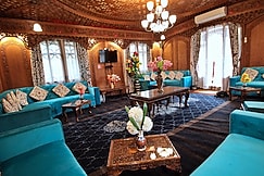 The Mughal Sheraton, Srinagar