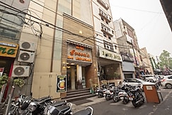 Hotel Greens, Ludhiana