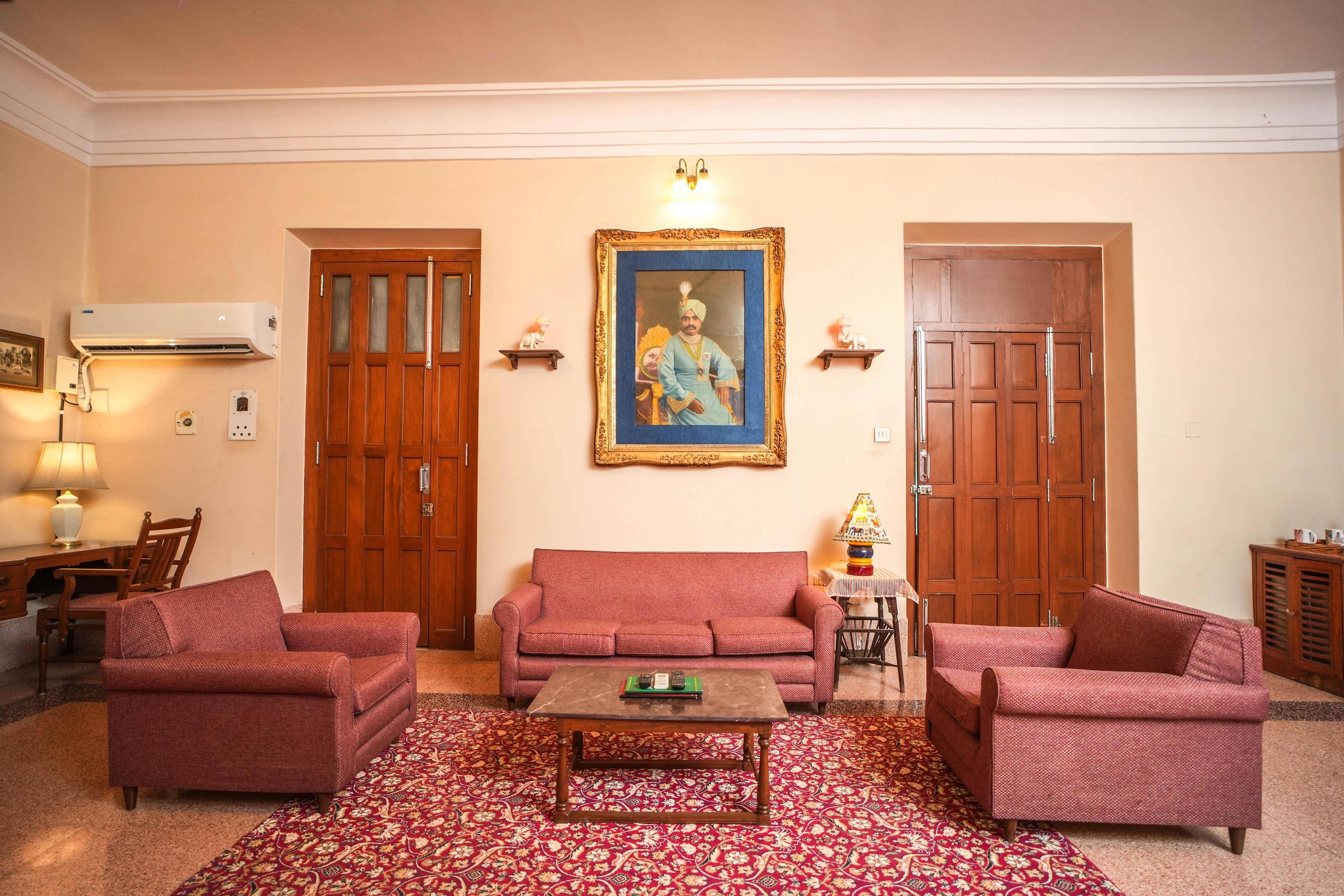 Nilambag Palace Hotel - Tap to explore photos