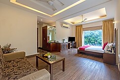 Hotel Haris MG Road Gurugram, Gurgaon