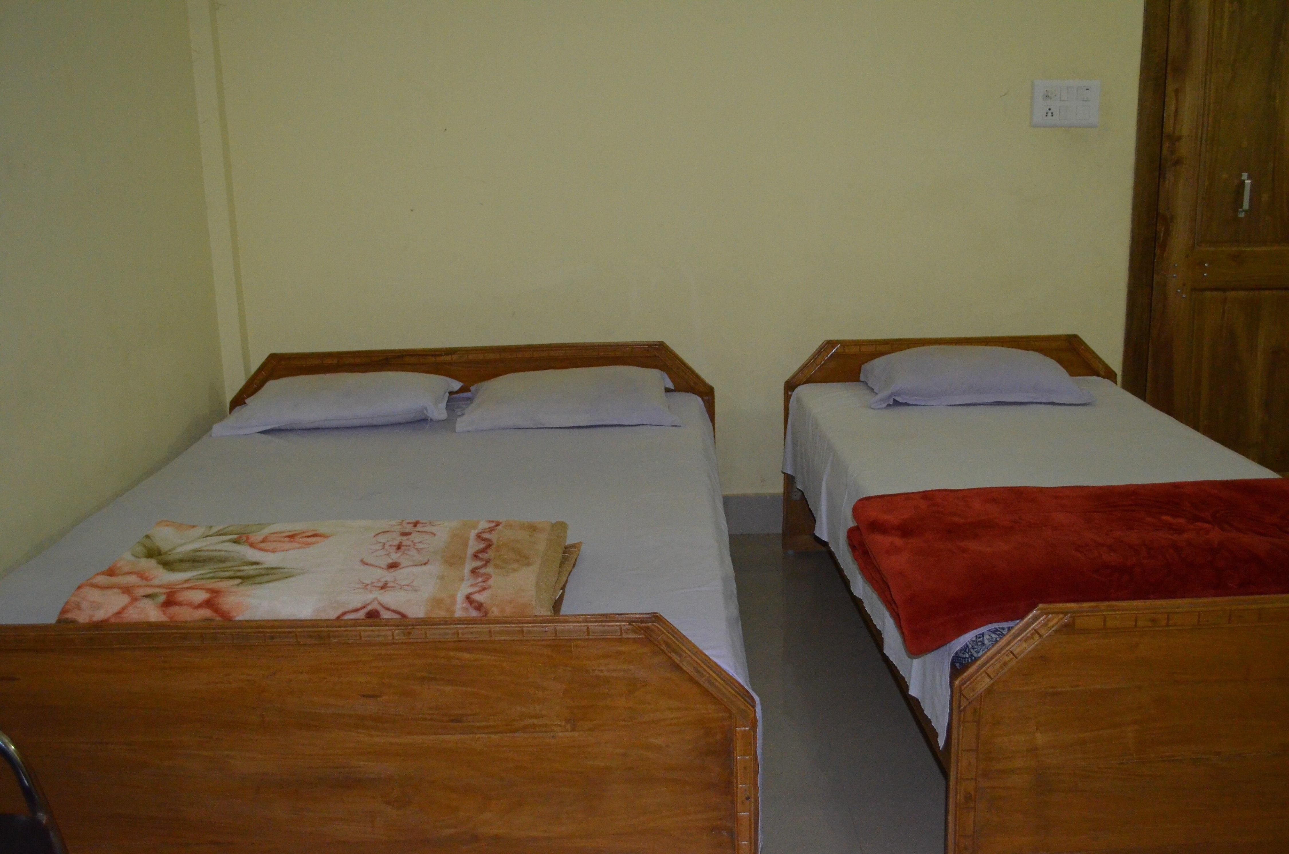 KAZIRANGA FLORICAN LODGE - Tap to explore photos