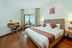 Hotel Maharaja Regency, Koregaon